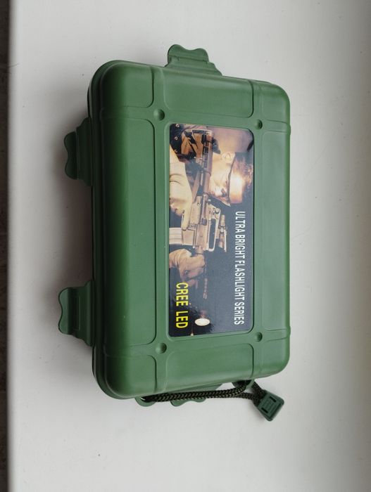 Фонарик тактический