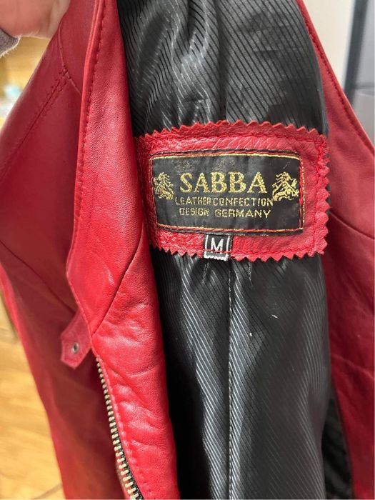 Costum de piele roșu Sabba