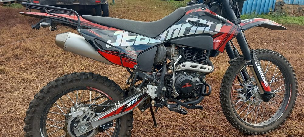 Продам мотоцикл JEBE 21