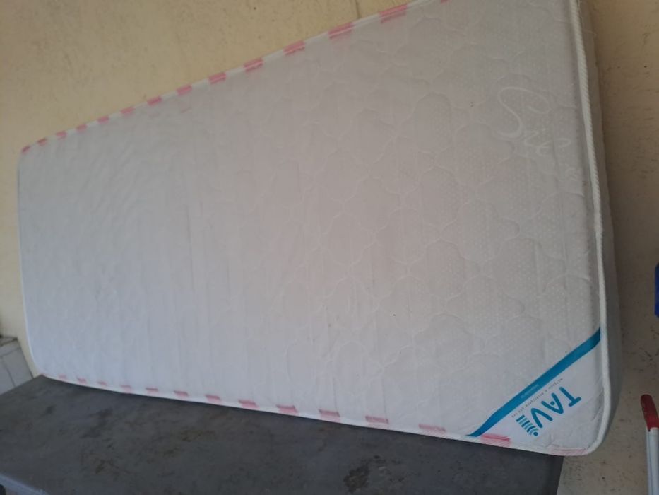 Матрас/ матрас..