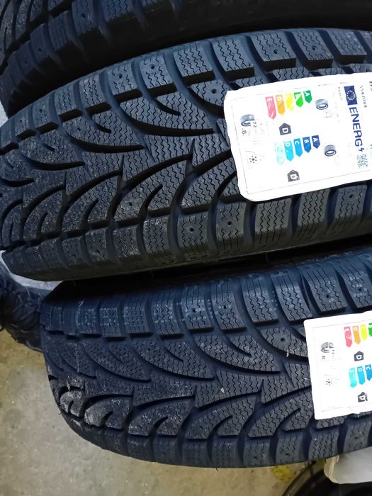 4бр зимни гуми RoadaX 205 70 15 DOT2424