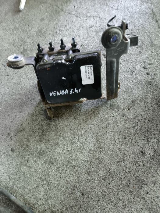 Abs модул за  Kia Venga 1.4i