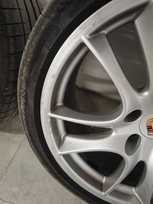 Гуми с джанти 295/35R21 за Porsche Cayenne