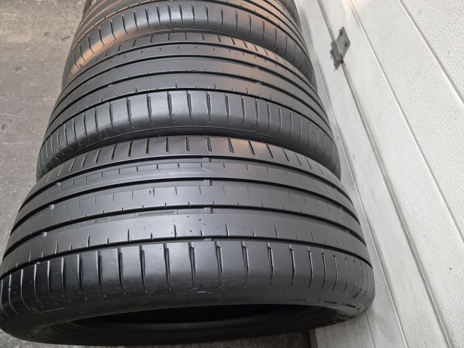 Anvelope hankook 235/50/18