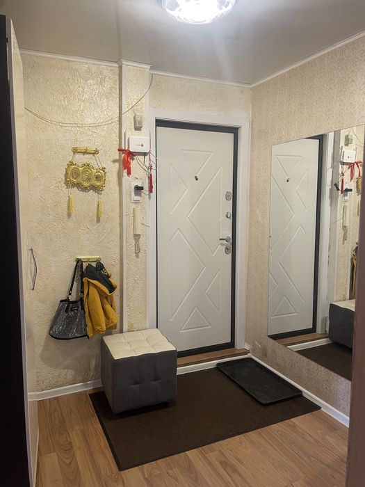 Продам кввртиру кжби . Маяковского 105