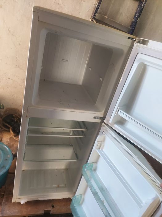 Продам б/у холодильник