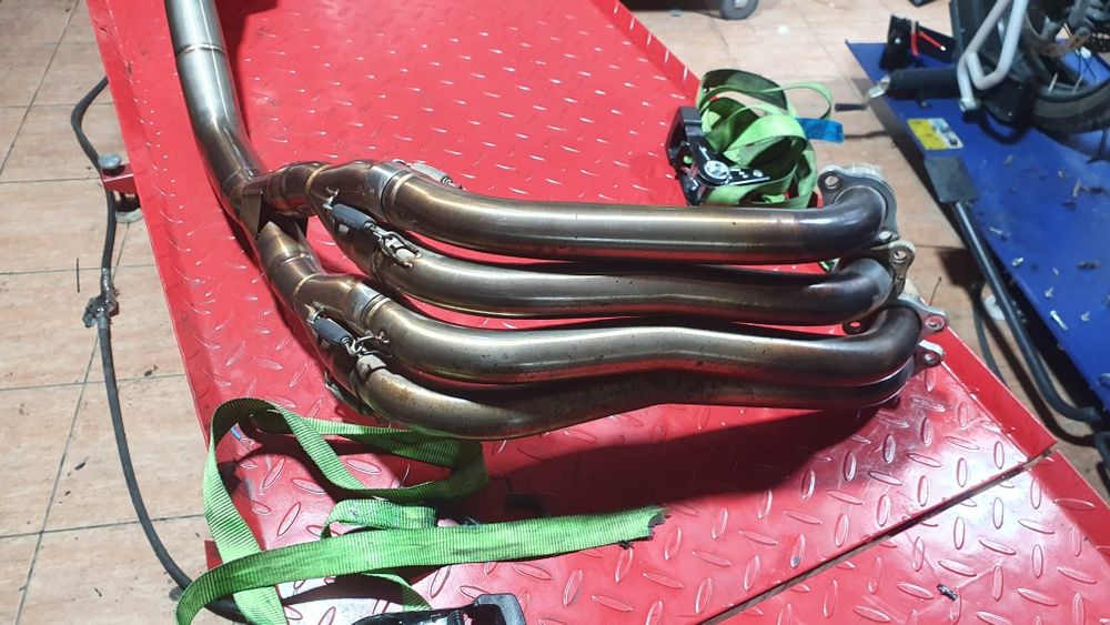 Vand evacuare honda cbr 650f  black widow