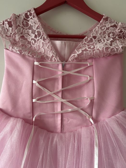 Официална рокля / ръст 140 см