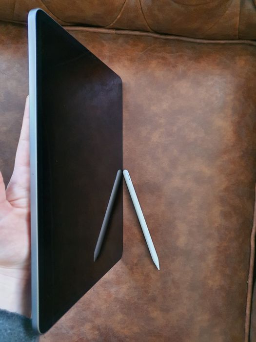 Apple iPad Pro 12.9 (6th Gen, 2022)–2TB+Apple Pencil+калъф, в гаранция