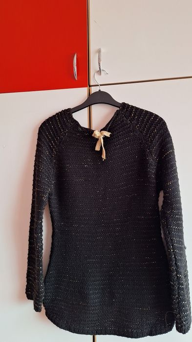 Pulover gros cu.fir si model in relief