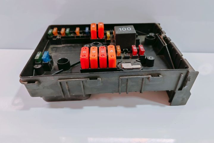 Panou Siguranta  tablou siguranta 1K0937125 Audi A3 8P/8PA (facelift)