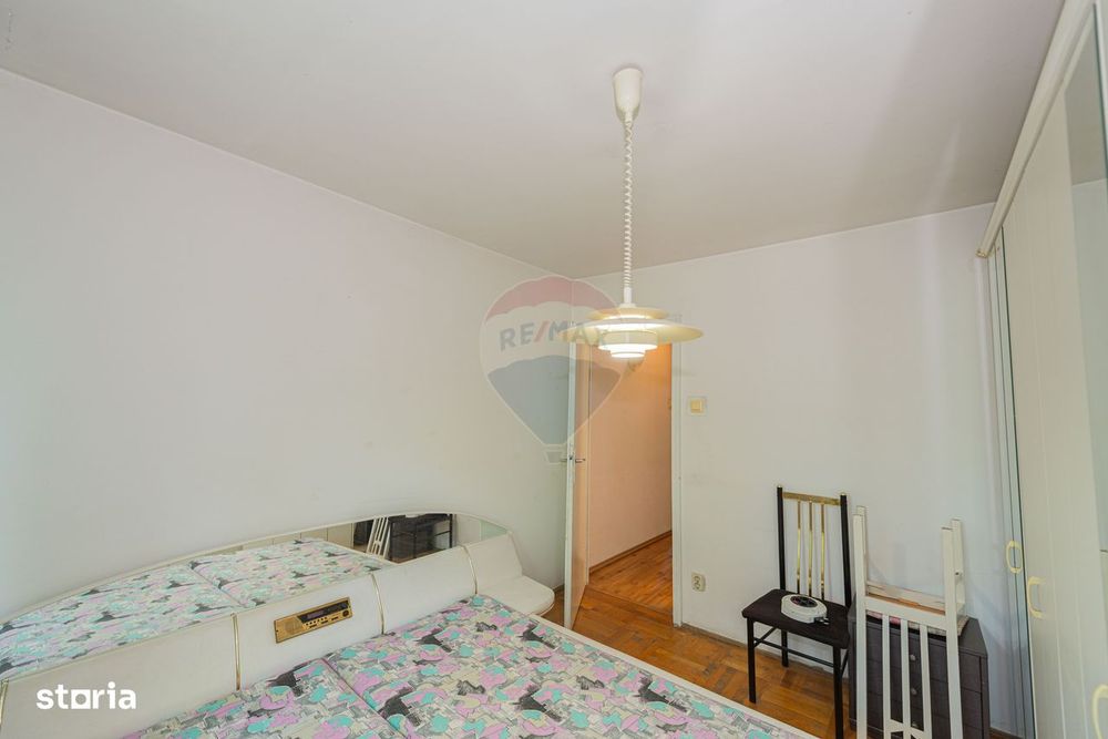Apartament cu 3 camere de vanzare, 57 mp, Auchan Crangasi, zona verde