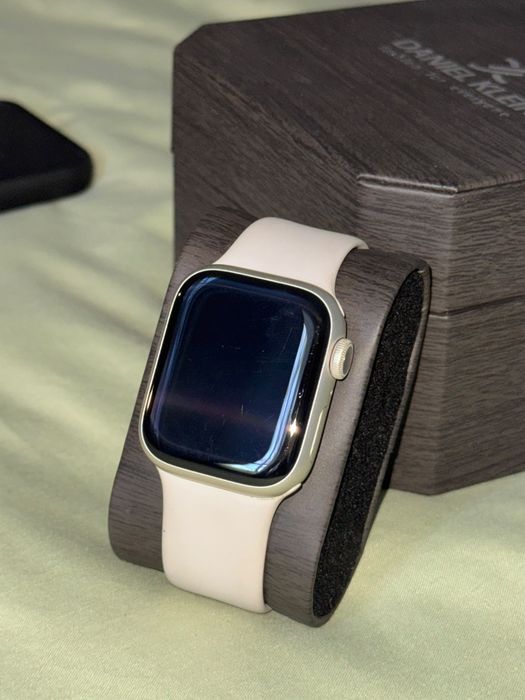 Aplle watch 8 поколение продается