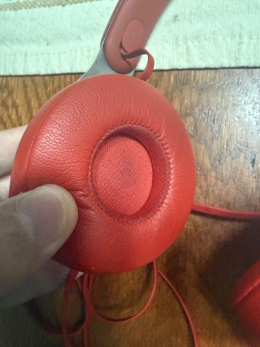 Caști cu fir Beats