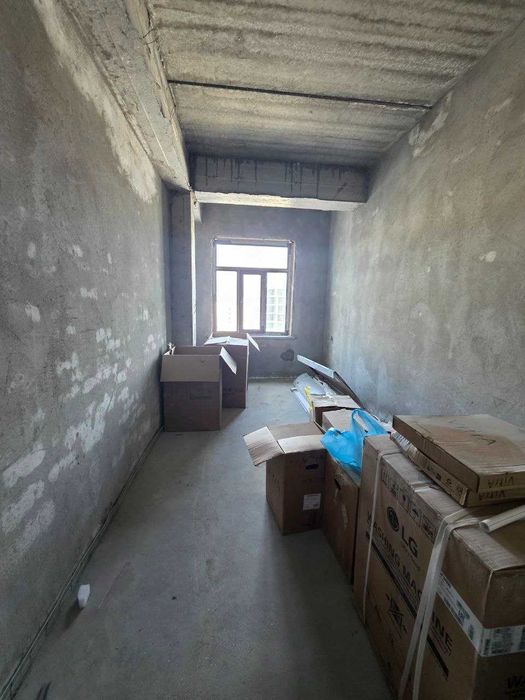 Продаётся 4х комн квартира на 6 этаже Ор-р Файзобод мечеть