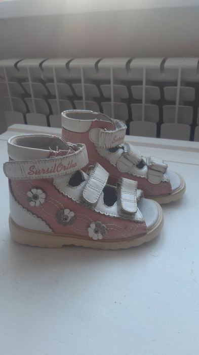 Обувь для девочки от 22 до 26 размера