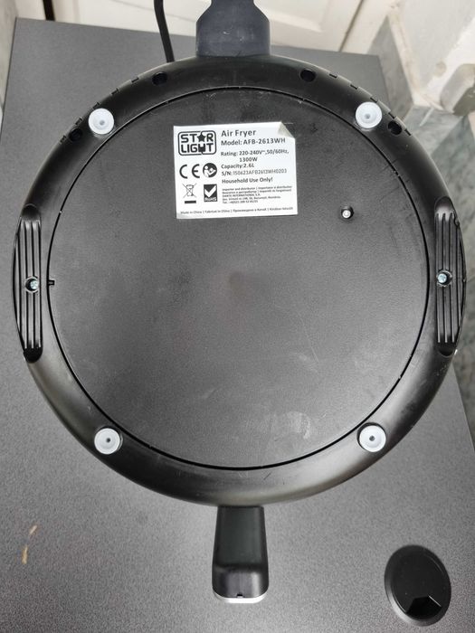 Friteuză fără ulei Star-Light Airfryer AFB-2613WH, 2.6L, 1300W – Preț Negociabil