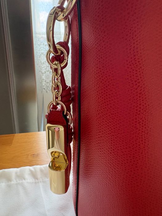 Дамска чанта от естествена кожа  FURLA
