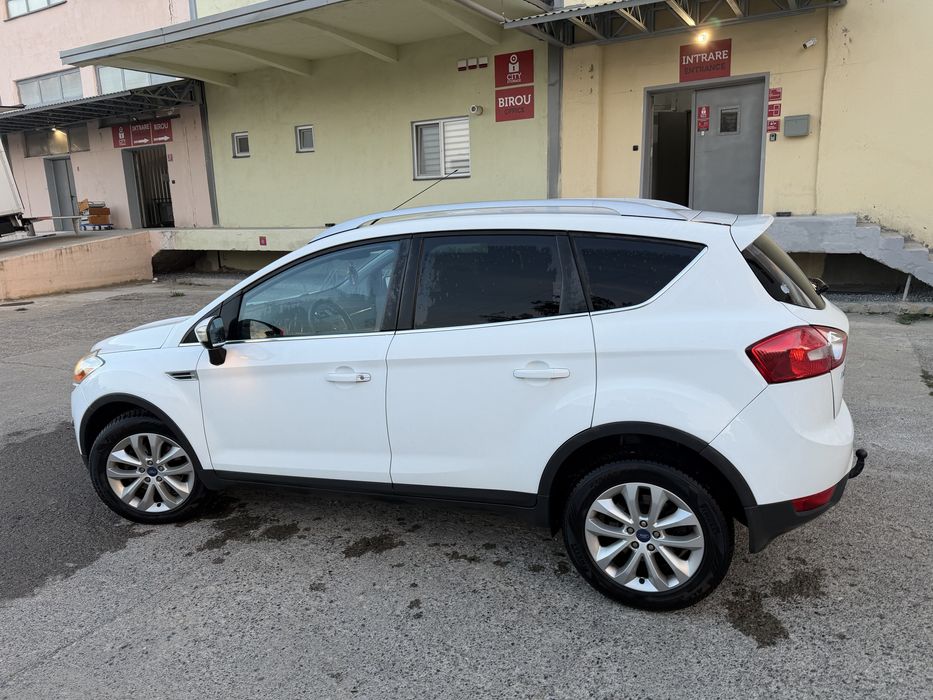 FORD Kuga 2010 — imagine 3