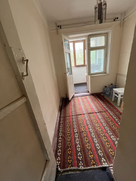 Ноҳол ресторанини орқасида  учинчи этаж уч хона