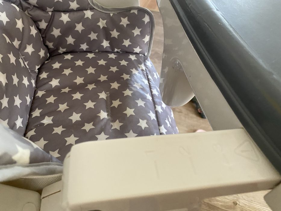 Scaun de masa pentru copii