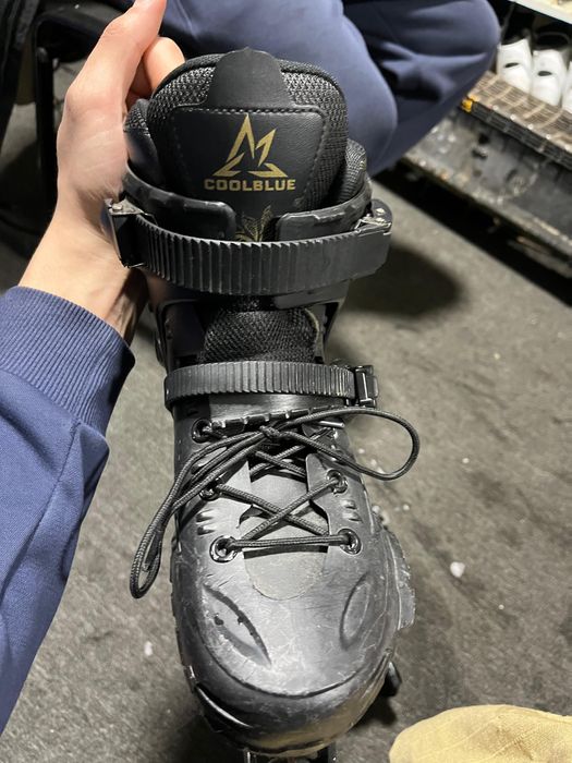 Срочно!! Продаю торг есть. Размер 41-42