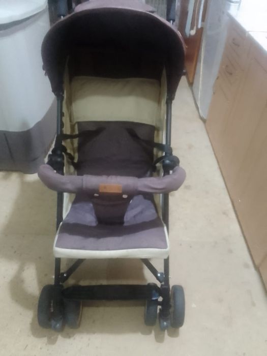 Продам детские вещи.