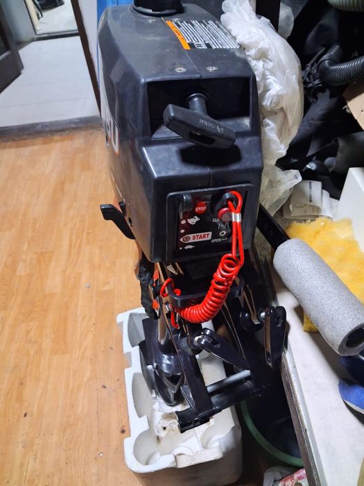 Лодочный мотор Tohatsu3,5