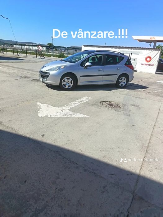 Vând peugeot  207 sw