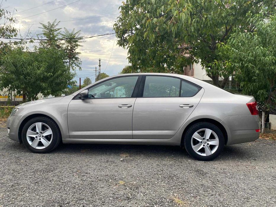 SKODA Octavia 2014 — imagine 4