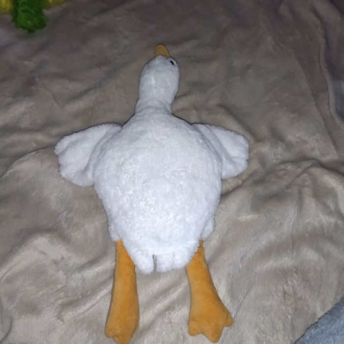 Продам игрушечного гуся