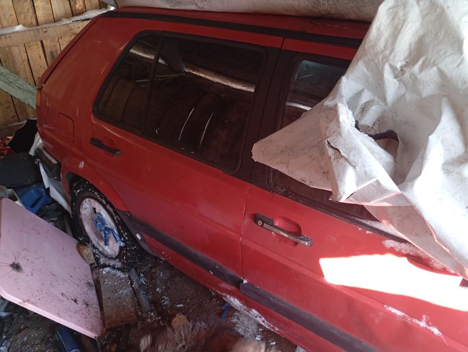 Продам гольф 2 не дорого