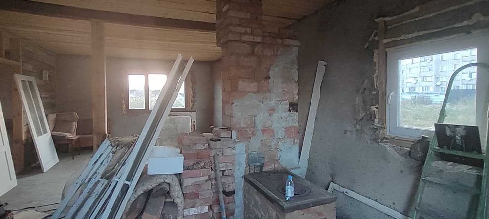 Недостроенный дом  5.900  Торг Возможен