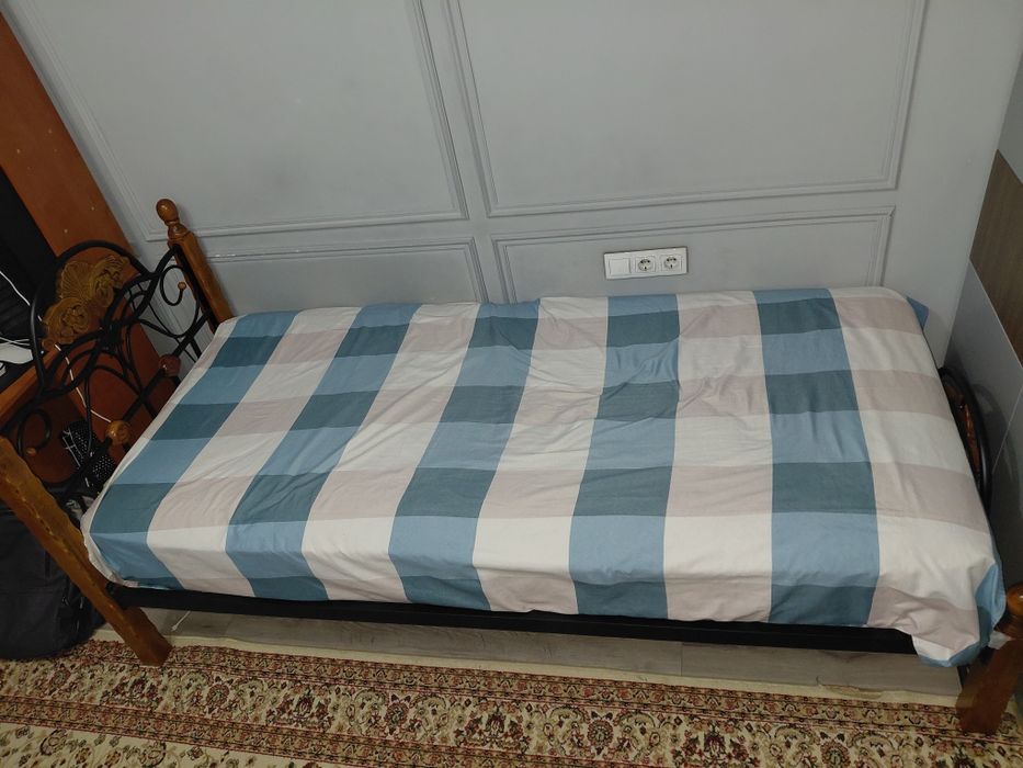 !Продам кровать!