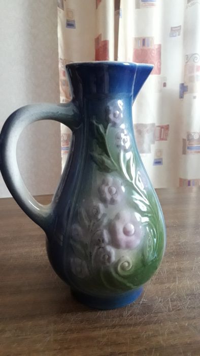 Кувшин декоративный