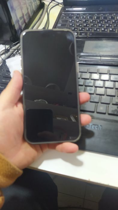 14 pro maks 93 yomks 1 qul ishlatilgan