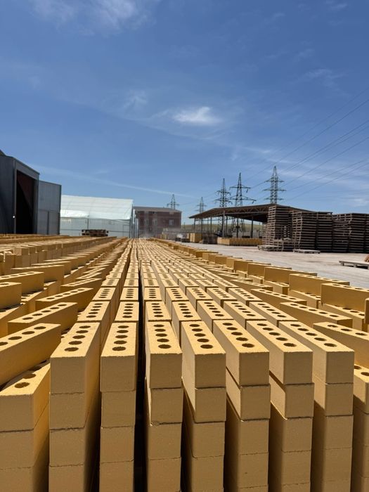 Облицовачный кирпич 65т.г