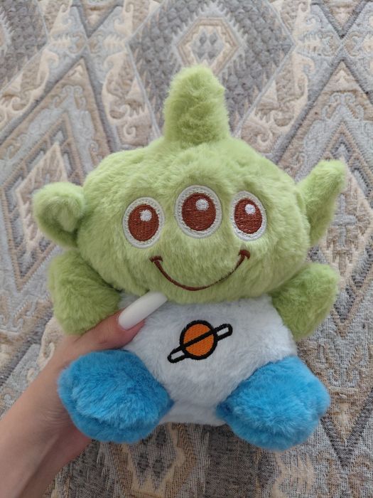 продам игрушку мягкую инопланетнин
