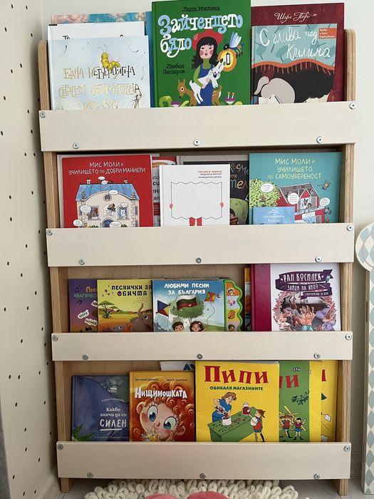 Детска библиотека Монтесори 115/75/8