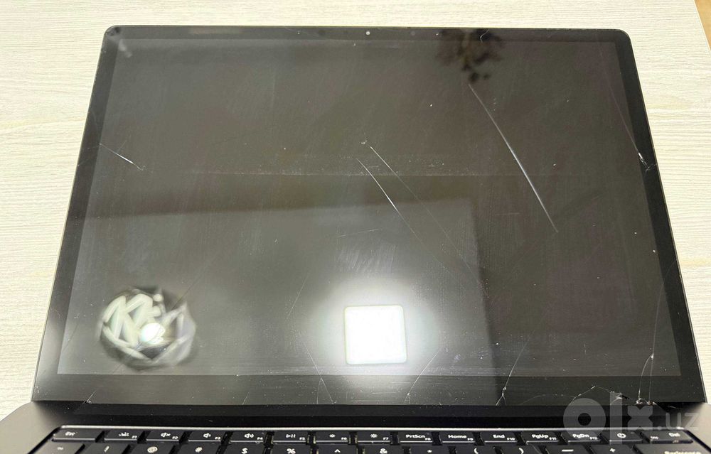 Мicrosoft Surface Laptop 3 15 2,5K IPS Sensor Core i5-1035G7 8GB/256GB