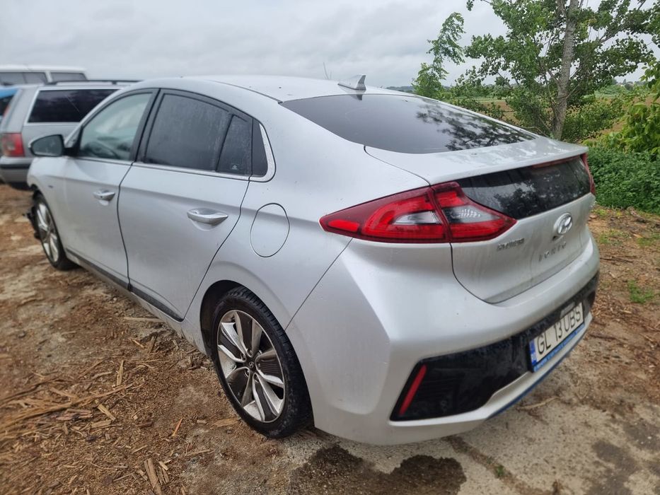Panou schimbator viteze cu nuca manson 84651-g2000 Hyundai Ioniq AE (2016 - 2020)