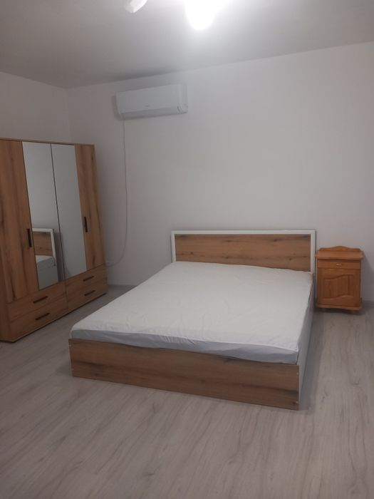 Дава се под наем Тристаен апартамент в Кърджали, Център - 75 кв.м за 285.6 € - Снимка #4