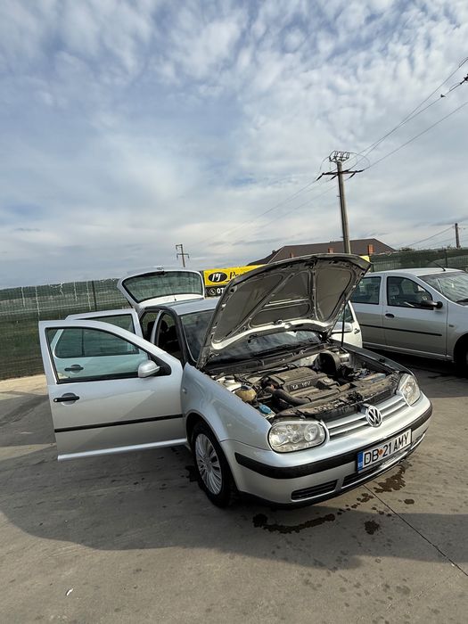 Volkswagen Golf benzină, 905 € — imagine 3