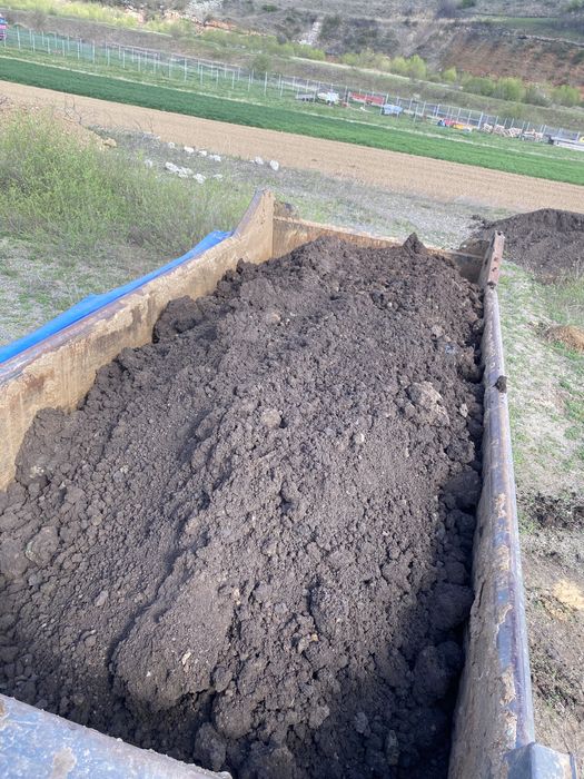 Transport Umplutură , pământ amestecat cu balast