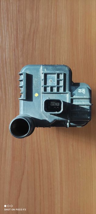 клапан EVAP CAMRY 75