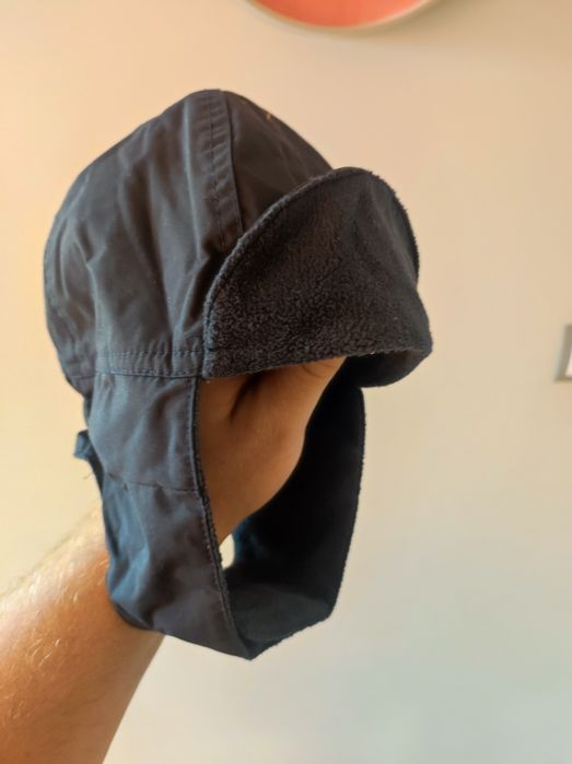 Детска зимна шапка helly hansen
