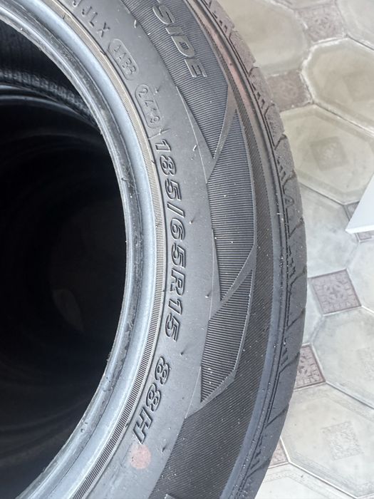 Продам комплект летних шин