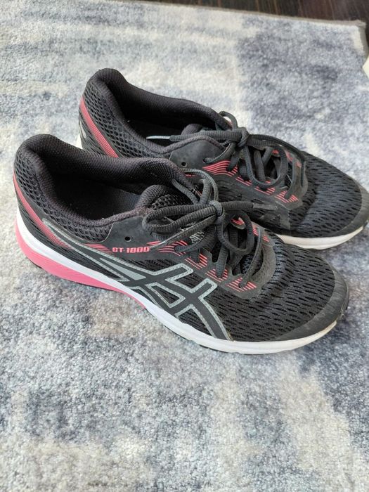 Asics маратонки 37.5 номер