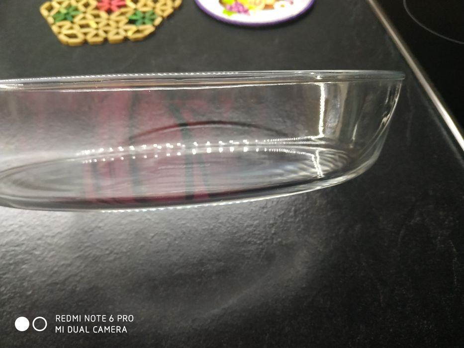 Стеклянная форма для выпечки