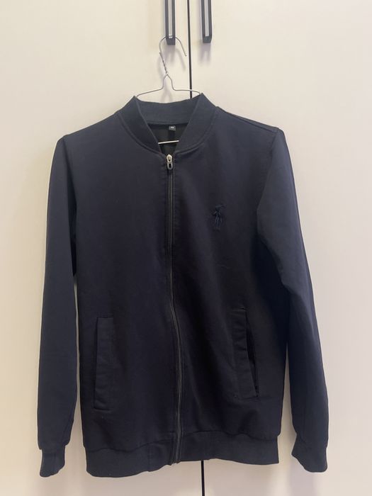 продается разная одежда